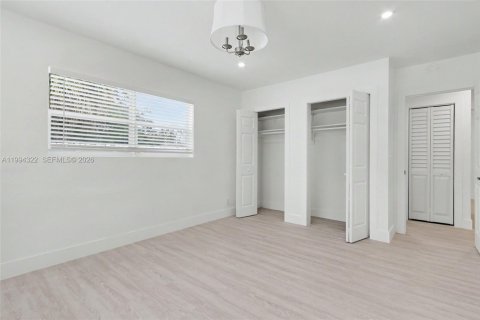 House in Dania Beach, Florida 2 bedrooms, 78.97 sq.m. № 2062693 - photo 20