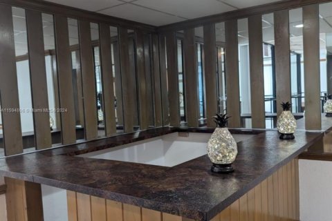 Condo in Lauderhill, Florida, 2 bedrooms  № 1867146 - photo 26