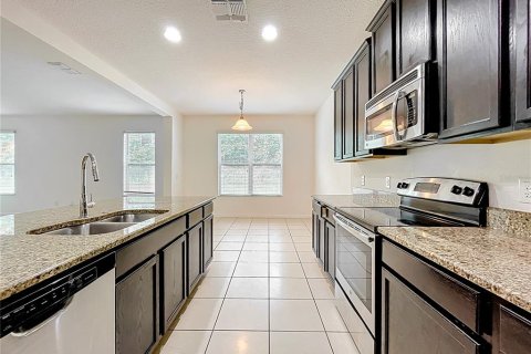 Casa en venta en Apopka, Florida, 5 dormitorios, 439.71 m2 № 1786214 - foto 15