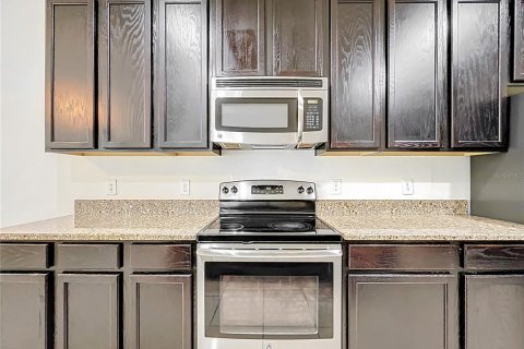Casa en venta en Apopka, Florida, 5 dormitorios, 439.71 m2 № 1786214 - foto 11