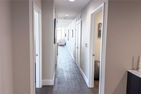 Copropriété à louer à Saint Petersburg, Floride: 2 chambres, 169.92 m2 № 2108148 - photo 8