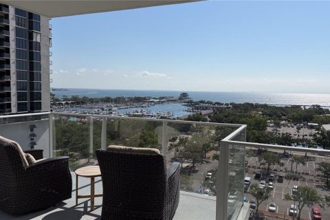 Copropriété à louer à Saint Petersburg, Floride: 2 chambres, 169.92 m2 № 2108148 - photo 25