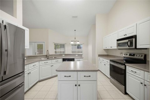 Casa en venta en Belleview, Florida, 4 dormitorios, 201.97 m2 № 2152299 - foto 24
