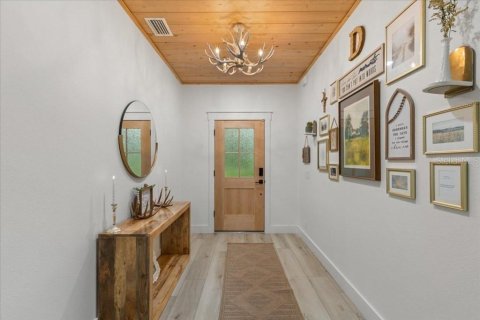 House in Trenton, Florida 4 bedrooms, 281.22 sq.m. № 1914382 - photo 19