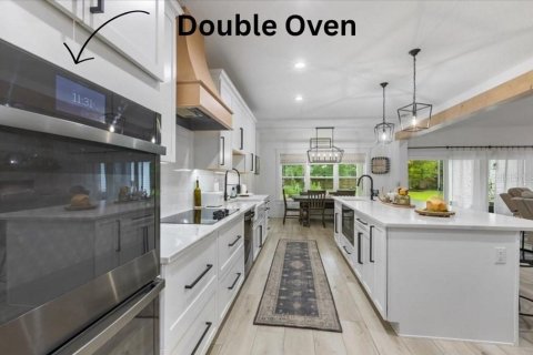 House in Trenton, Florida 4 bedrooms, 281.22 sq.m. № 1914382 - photo 6