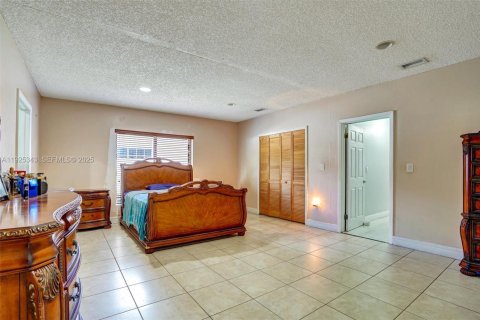 Купить виллу или дом в Хайалиа, Флорида 4 спальни, 272.48м2, № 1984268 - фото 6