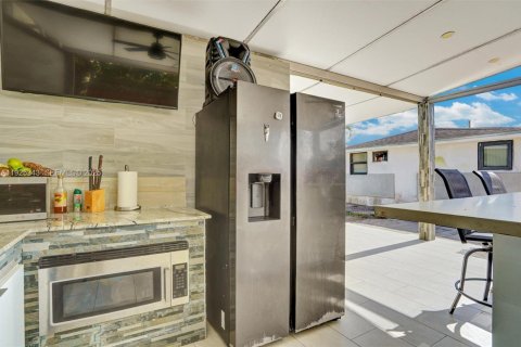 Купить виллу или дом в Хайалиа, Флорида 4 спальни, 272.48м2, № 1984268 - фото 29