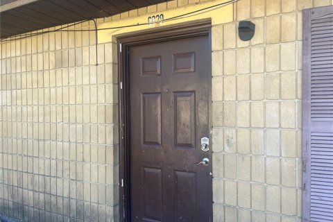 House in Gainesville, Florida 2 bedrooms, 74.32 sq.m. № 2403692