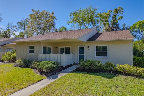 House in Oldsmar, Florida 3 bedrooms, 181.35 sq.m. № 2151428 - photo 2