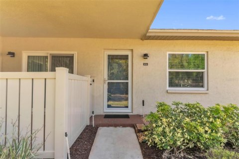 House in Oldsmar, Florida 3 bedrooms, 181.35 sq.m. № 2151428 - photo 3