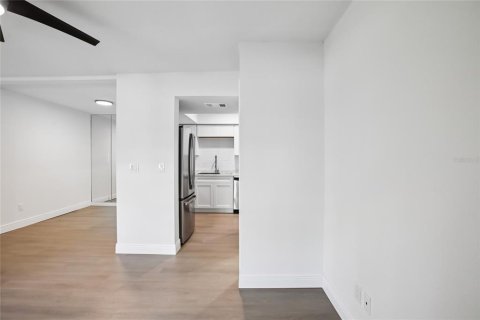 Adosado en alquiler en Clearwater, Florida, 2 dormitorios, 79.25 m2 № 2141934 - foto 5
