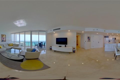 Copropriété à vendre à Sunny Isles Beach, Floride: 2 chambres, 147.06 m2 № 2084830 - photo 12