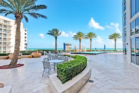 Copropriété à vendre à Sunny Isles Beach, Floride: 2 chambres, 147.06 m2 № 2084830 - photo 20