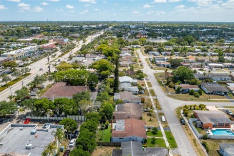Villa ou maison à louer à Sunrise, Floride: 3 chambres, 122.35 m2 № 2033757 - photo 24