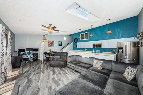 Condo in Pinellas Park, Florida, 3 bedrooms  № 1634553 - photo 9