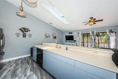 Condo in Pinellas Park, Florida, 3 bedrooms  № 1634553 - photo 18