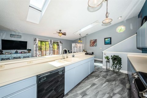 Condo in Pinellas Park, Florida, 3 bedrooms  № 1634553 - photo 17
