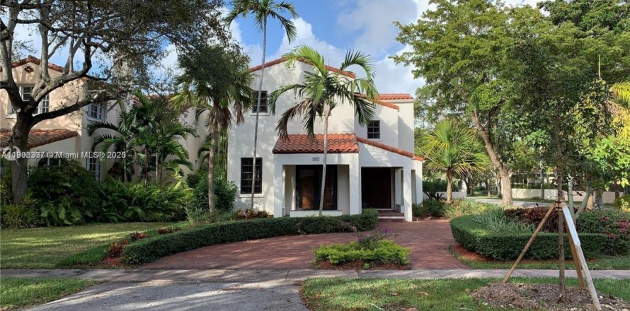 Дом в Корал-Гейблс, Флорида 3 спальни, 242.94м2 № 1964212