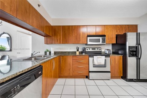 Condominio en venta en Miami, Florida, 2 dormitorios, 95.69 m2 № 1700536 - foto 17