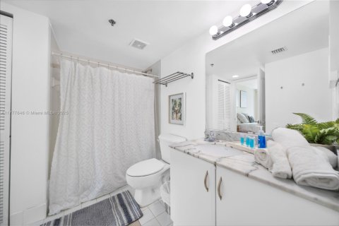 Condominio en venta en Miami, Florida, 2 dormitorios, 95.69 m2 № 1700536 - foto 24