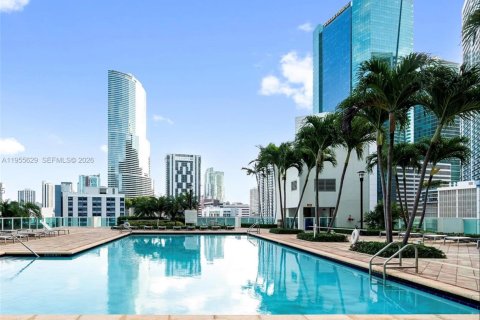 Condominio en venta en Miami, Florida, 1 dormitorio, 72 m2 № 2009557 - foto 20