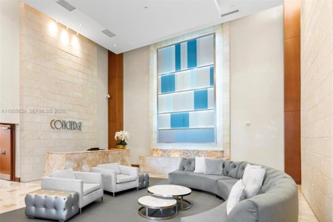 Condominio en venta en Miami, Florida, 1 dormitorio, 72 m2 № 2009557 - foto 26