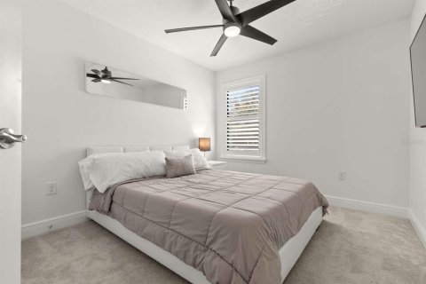 Casa en alquiler en Tampa, Florida, 5 dormitorios, 200.11 m2 № 1917171 - foto 17