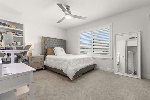 Casa en alquiler en Tampa, Florida, 5 dormitorios, 200.11 m2 № 1917171 - foto 19