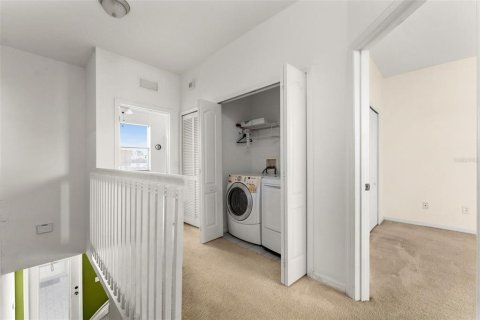 Townhouse in Winter Garden, Florida 2 bedrooms, 123.75 sq.m. № 1525945 - photo 15