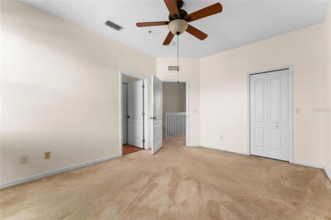 Townhouse in Winter Garden, Florida 2 bedrooms, 123.75 sq.m. № 1525945 - photo 23