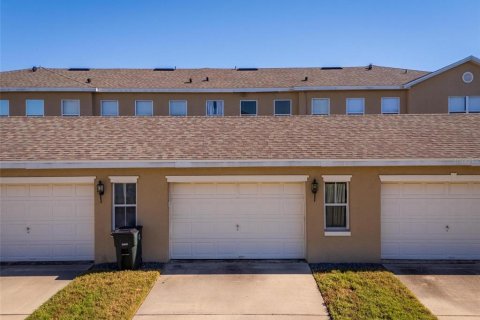 Townhouse in Winter Garden, Florida 2 bedrooms, 123.75 sq.m. № 1525945 - photo 28