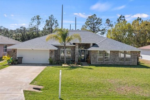 House in Palm Coast, Florida 4 bedrooms, 275.27 sq.m. № 1602925 - photo 5