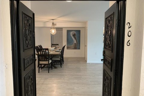 Condominio en alquiler en Belleair Beach, Florida, 2 dormitorios, 137.96 m2 № 1521356 - foto 5