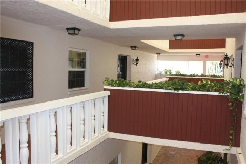 Condominio en alquiler en Belleair Beach, Florida, 2 dormitorios, 137.96 m2 № 1521356 - foto 6