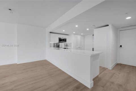 Снять в аренду квартиру в Майами, Флорида 2 спальни, 129.88м2, № 2067001 - фото 12