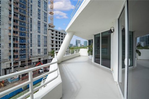 Снять в аренду квартиру в Майами, Флорида 2 спальни, 129.88м2, № 2067001 - фото 21