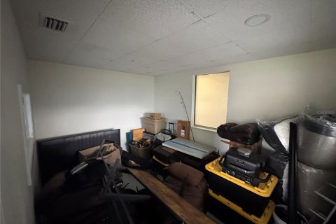 Immobilier commercial à louer à Edgewater, Floride: 74.32 m2 № 1907431 - photo 5