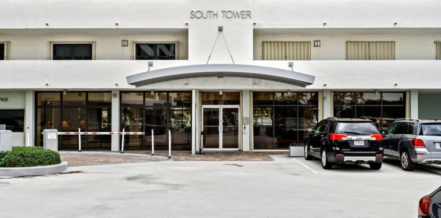 Condominio en Fort Lauderdale, Florida, 2 dormitorios  № 950129