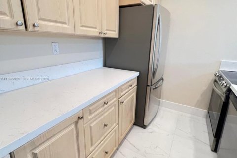 Copropriété à louer à Miami, Floride: 2 chambres, 86.4 m2 № 2002167 - photo 10