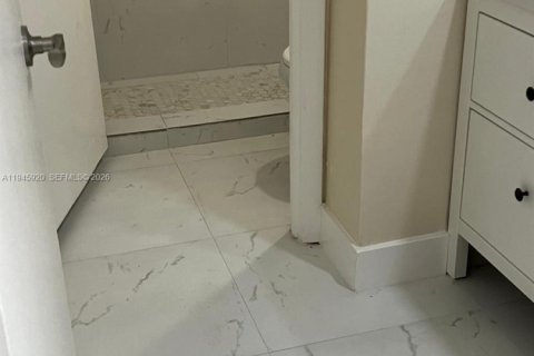 Copropriété à louer à Miami, Floride: 2 chambres, 86.4 m2 № 2002167 - photo 20