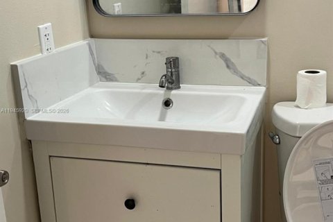 Copropriété à louer à Miami, Floride: 2 chambres, 86.4 m2 № 2002167 - photo 22