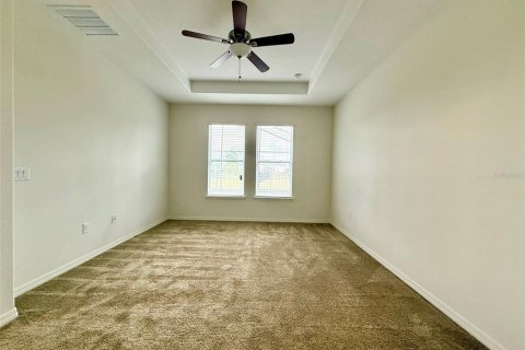 House in Davenport, Florida 4 bedrooms, 205.69 sq.m. № 1719567 - photo 15