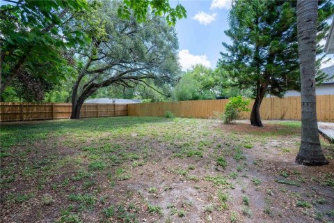 Casa en venta en Tampa, Florida, 3 dormitorios, 119.1 m2 № 1740509 - foto 24