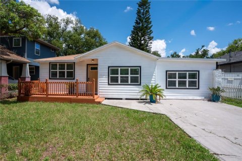 Casa en venta en Tampa, Florida, 3 dormitorios, 119.1 m2 № 1740509 - foto 1