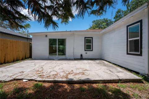 Casa en venta en Tampa, Florida, 3 dormitorios, 119.1 m2 № 1740509 - foto 26