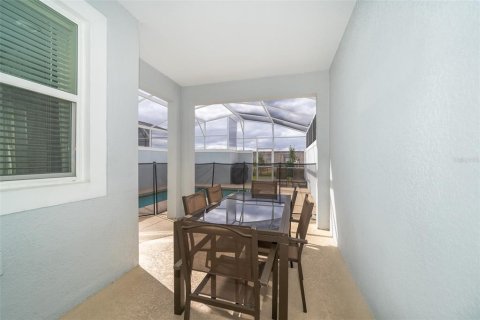 Townhouse in Davenport, Florida 4 bedrooms, 177.81 sq.m. № 2091816 - photo 13