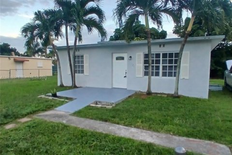 House in Homestead, Florida 2 bedrooms, 70.23 sq.m. № 1968084