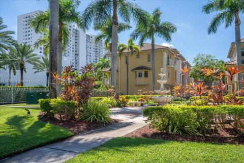 Adosado en venta en Aventura, Florida, 2 dormitorios, 162.11 m2 № 1923302 - foto 28