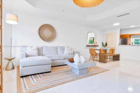 Adosado en venta en Aventura, Florida, 2 dormitorios, 162.11 m2 № 1923302 - foto 6