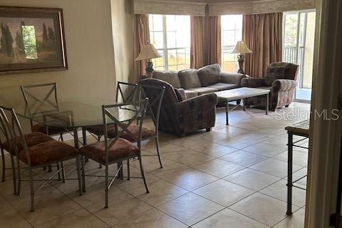 Apartamento en alquiler en Orlando, Florida, 3 dormitorios, 132.01 m2 № 1813514 - foto 2